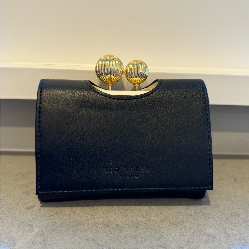 Ted Baker Rosiela black and white mini wallet